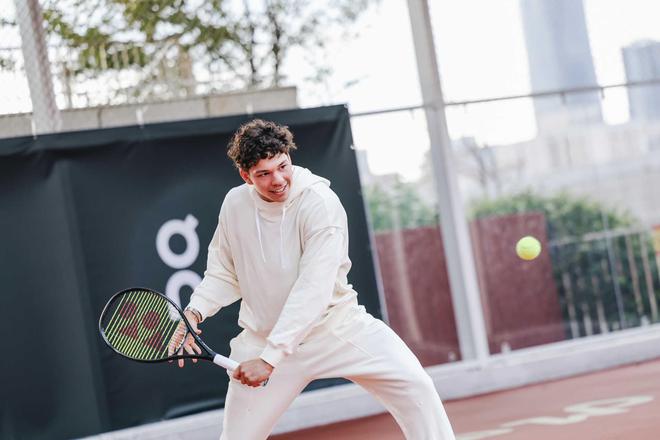 进攻更具威 进攻更具威