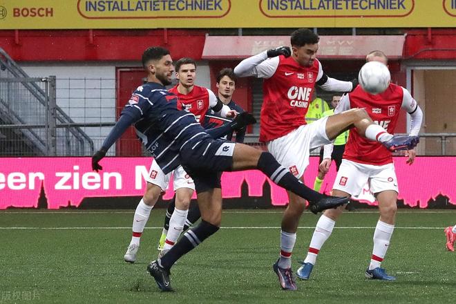 功俱乐部的 功俱乐部的