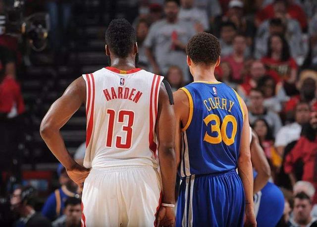 与此同时 与此同时